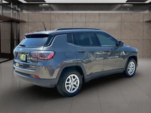 Used 2018 Jeep Compass Sport FWD image 18