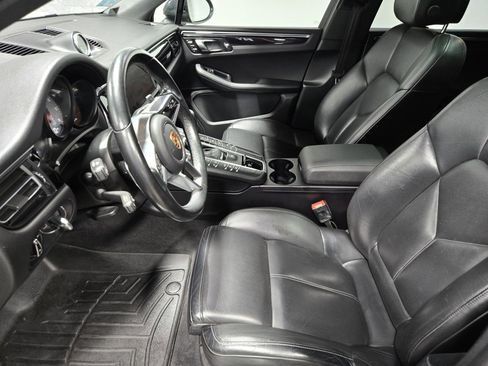 Used 2021 Porsche Macan S image 11