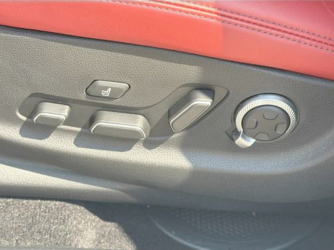 Used 2026 Genesis GV70 3.5T Sport Prestige image 25