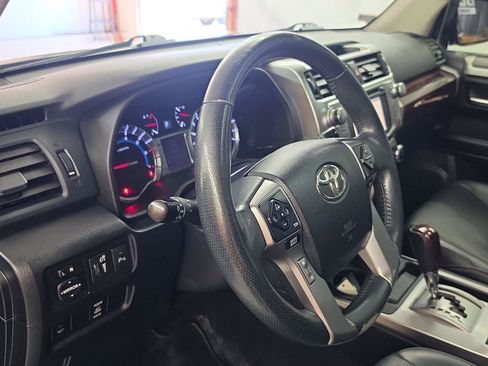 Used 2016 Toyota 4Runner Limited AWD/4WD image 5