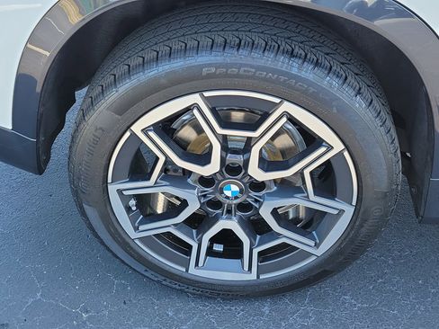 Used 2025 BMW X1 xDrive28i image 7