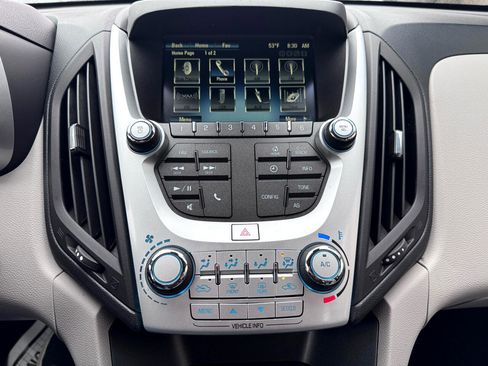 Used 2017 Chevrolet Equinox LS image 20