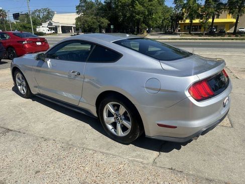 Used 2019 Ford Mustang Coupe RWD image 7