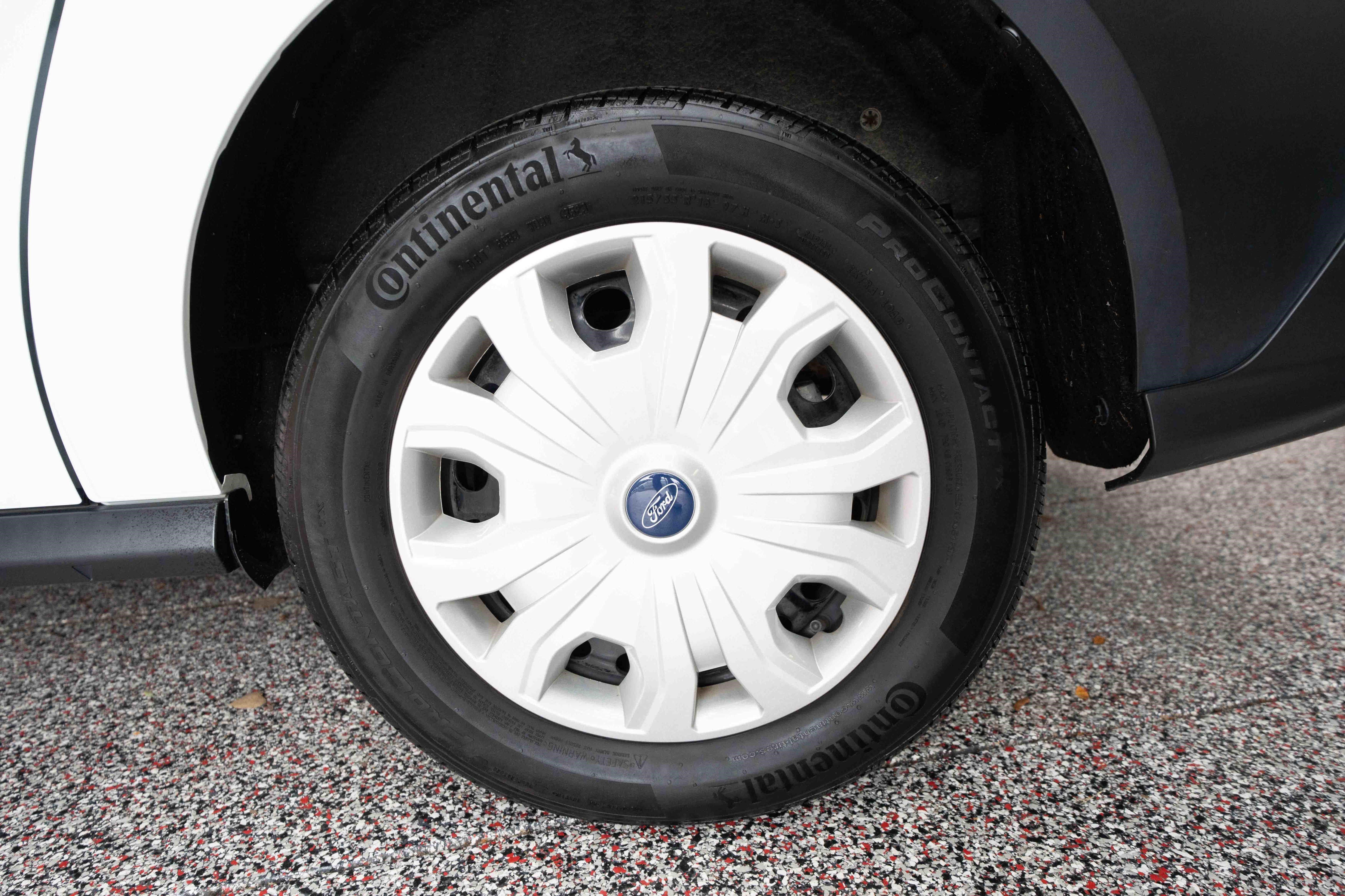 Used 2022 Ford Transit Connect XL FWD image 29