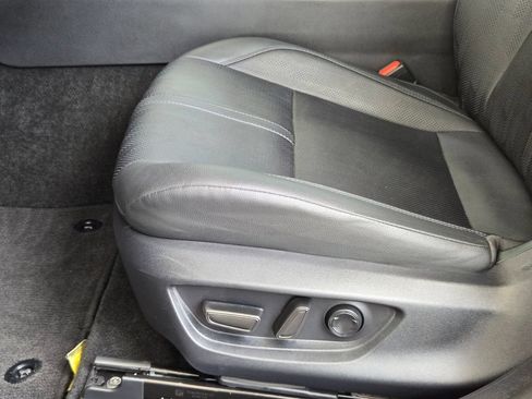 Used 2025 Toyota Camry XSE FWD image 13