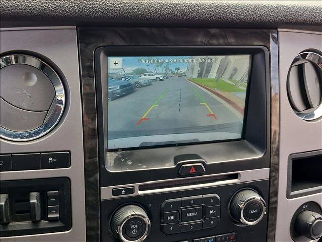 Used 2016 Ford Expedition Limited RWD image 14