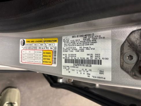 Used 2015 Ford Fusion SE w/ Equipment Group 202A image 28