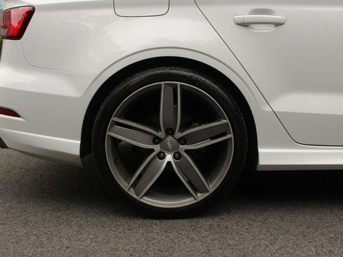 Used 2018 Audi A3 2.0T Premium Plus w/ Premium Plus Package AWD/4WD image 5