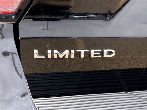 Used 2018 Ford Expedition Max Limited w/ Equipment Group 302A image 31