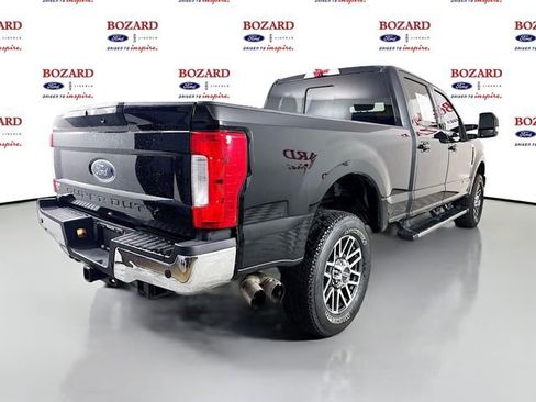 Used 2019 Ford F250 Lariat w/ Lariat Value Package image 8