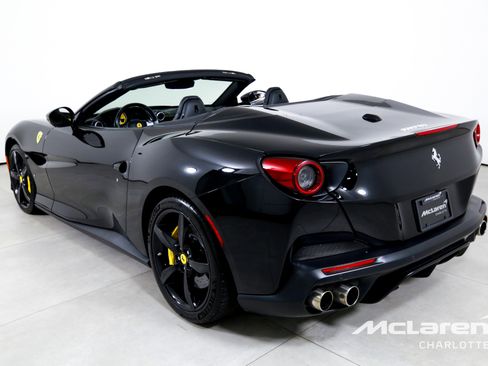 Used 2019 Ferrari Portofino RWD image 7