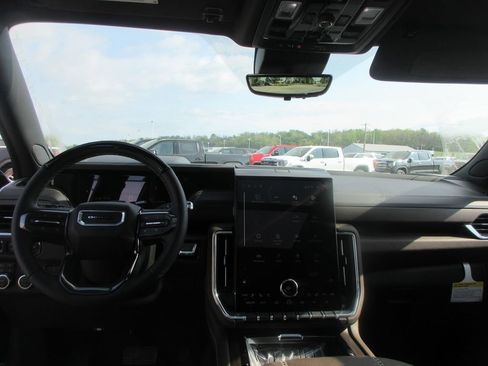 New 2026 GMC Yukon XL Denali Ultimate image 16