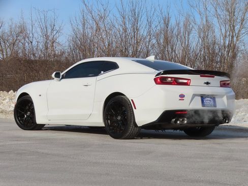 Used 2018 Chevrolet Camaro SS image 31