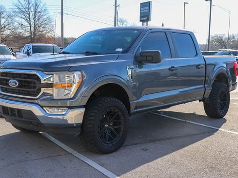 Used 2022 Ford F150 XLT image 6