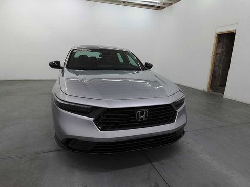 Used 2024 Honda Accord Sport image 3