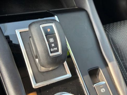 Used 2023 Mitsubishi Outlander ES FWD image 28