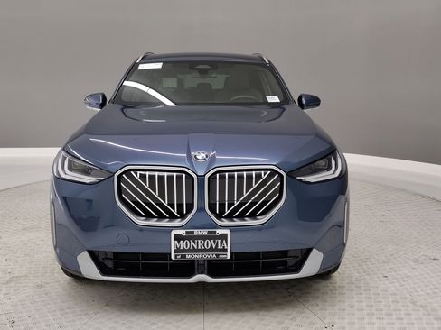New 2026 BMW X3 xDrive30 w/ Convenience Package image 2