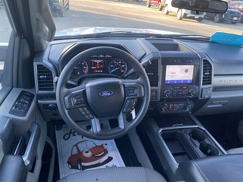 Used 2022 Ford F250 XLT w/ XLT Premium Package image 13