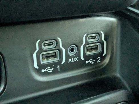 Used 2021 RAM 1500 Big Horn image 20