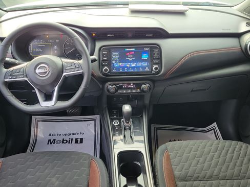 Certified 2023 Nissan Kicks SR FWD image 15