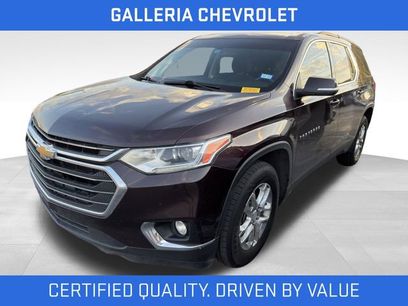 Used 2021 Chevrolet Traverse LT