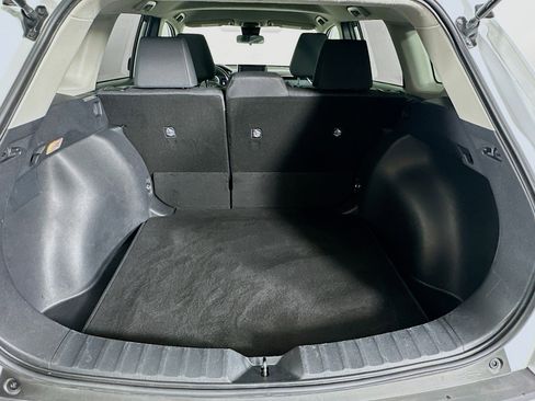 Used 2022 Toyota Corolla Cross LE FWD image 29