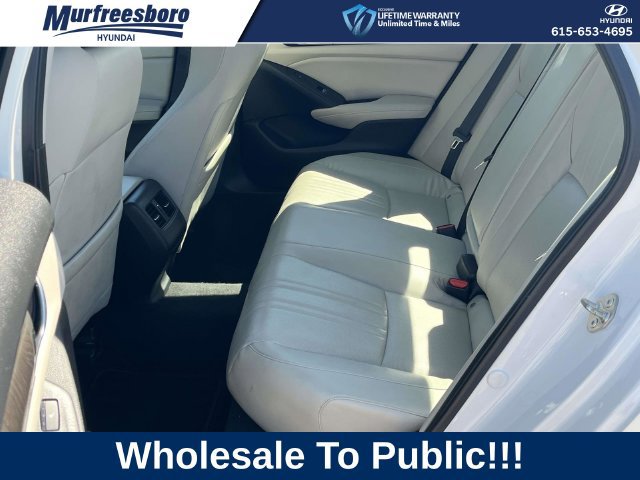 Used 2018 Honda Accord Touring image 16