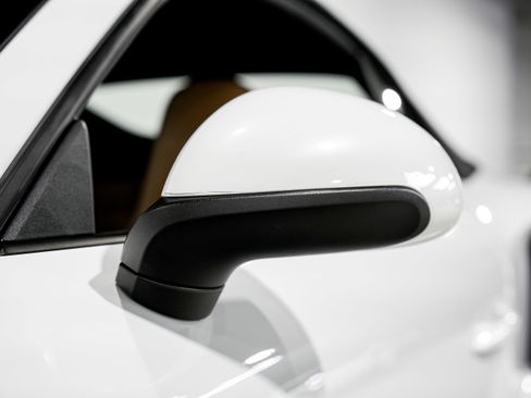 Used 2018 Porsche 911 Turbo image 34