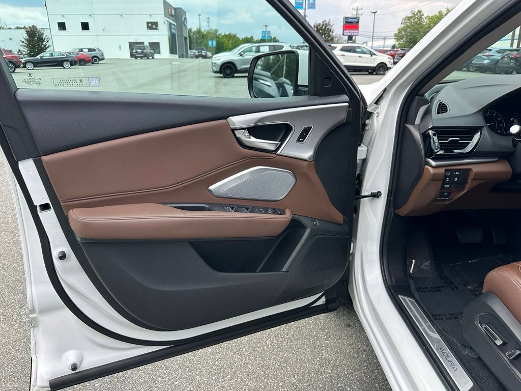 Used 2021 Acura RDX w/ Technology Package AWD/4WD image 16