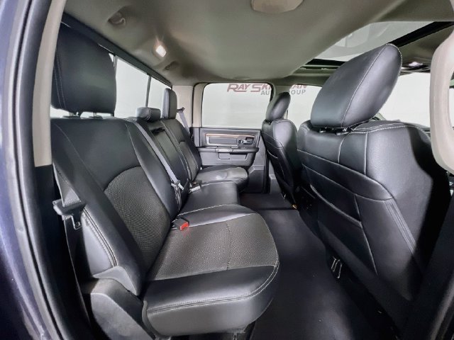 Used 2017 RAM 1500 Laramie w/ Convenience Group AWD/4WD image 42