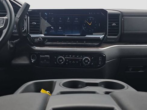 Used 2025 Chevrolet Silverado 1500 LT w/ Protection Package AWD/4WD image 13