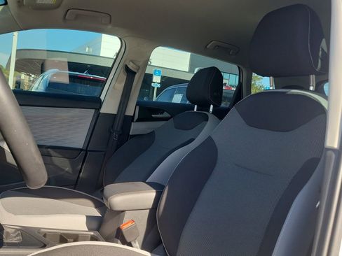 Used 2023 Volkswagen Taos S image 16