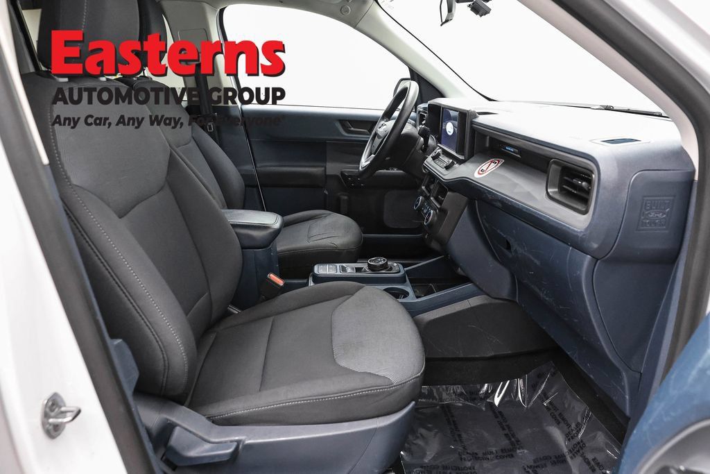 Used 2024 Nissan Armada SL w/ Captain's Chairs Package AWD/4WD image 58