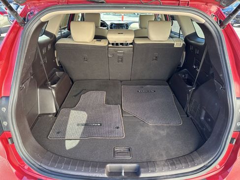 Used 2018 Hyundai Santa Fe SE w/ SE Premium Package 02 image 11