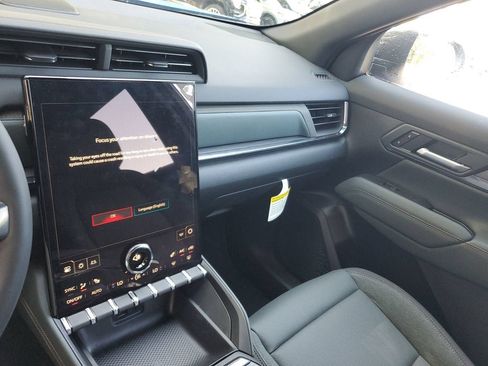 New 2026 GMC Terrain AT4 AWD/4WD image 26