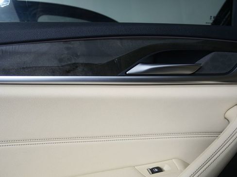 Used 2023 BMW 530i w/ Premium Package image 14