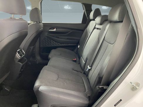 Used 2019 Hyundai Santa Fe SE image 13