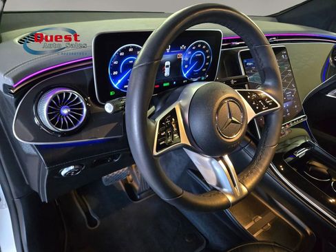 Used 2023 Mercedes-Benz EQE 500 4MATIC SUV image 42