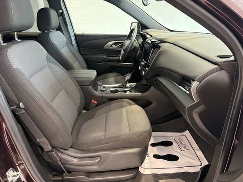 Certified 2023 Chevrolet Traverse LT w/ LPO, Floor Liner Package AWD/4WD image 13