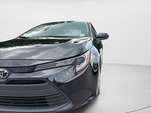Used 2024 Toyota Corolla LE FWD image 9