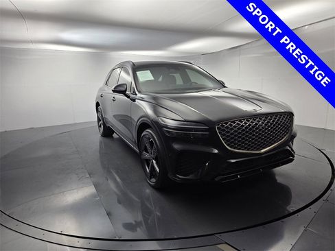 Used 2023 Genesis GV70 3.5T Sport w/ Sport Prestige Package image 3
