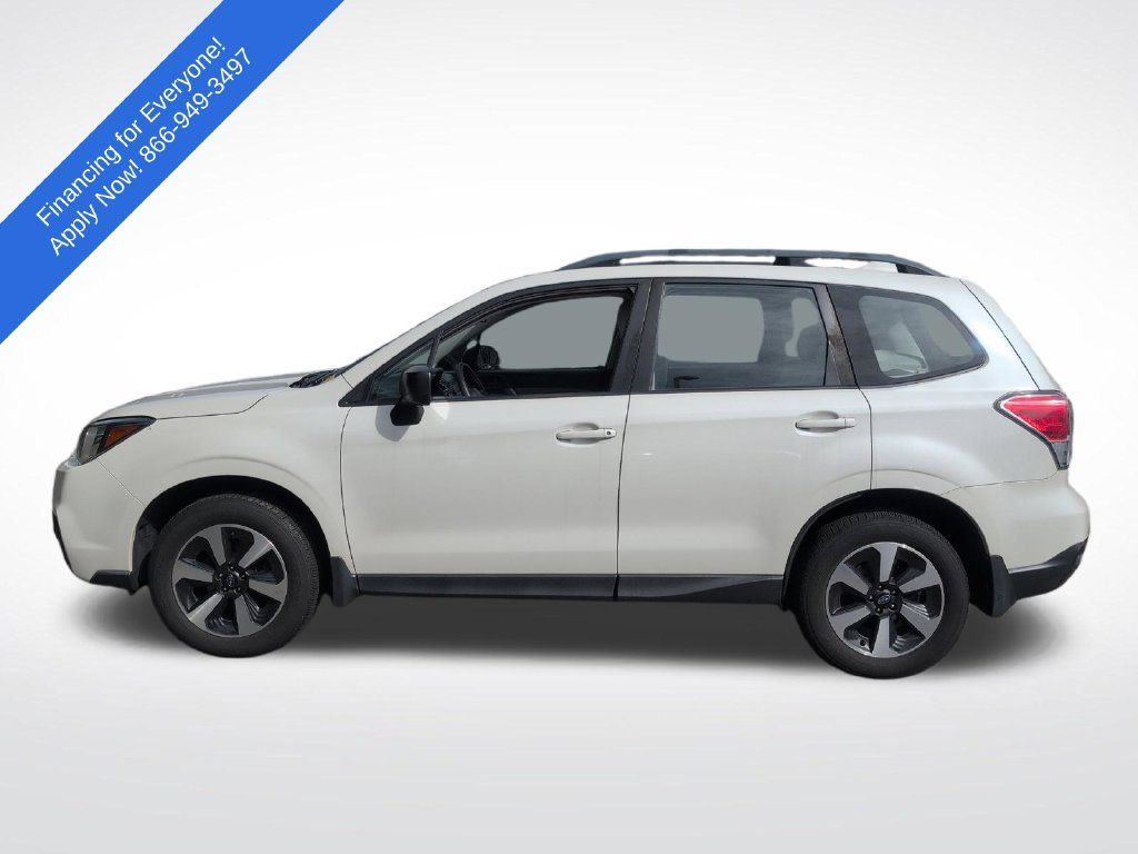 Used 2017 Subaru Forester 2.5i w/ Alloy Wheel Package AWD/4WD image 4
