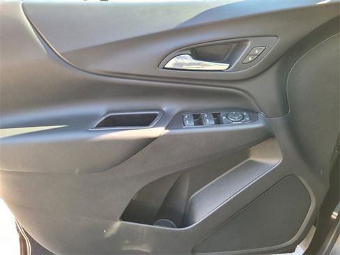 Used 2020 Chevrolet Equinox LT w/ LPO, Floor Liner Package image 28
