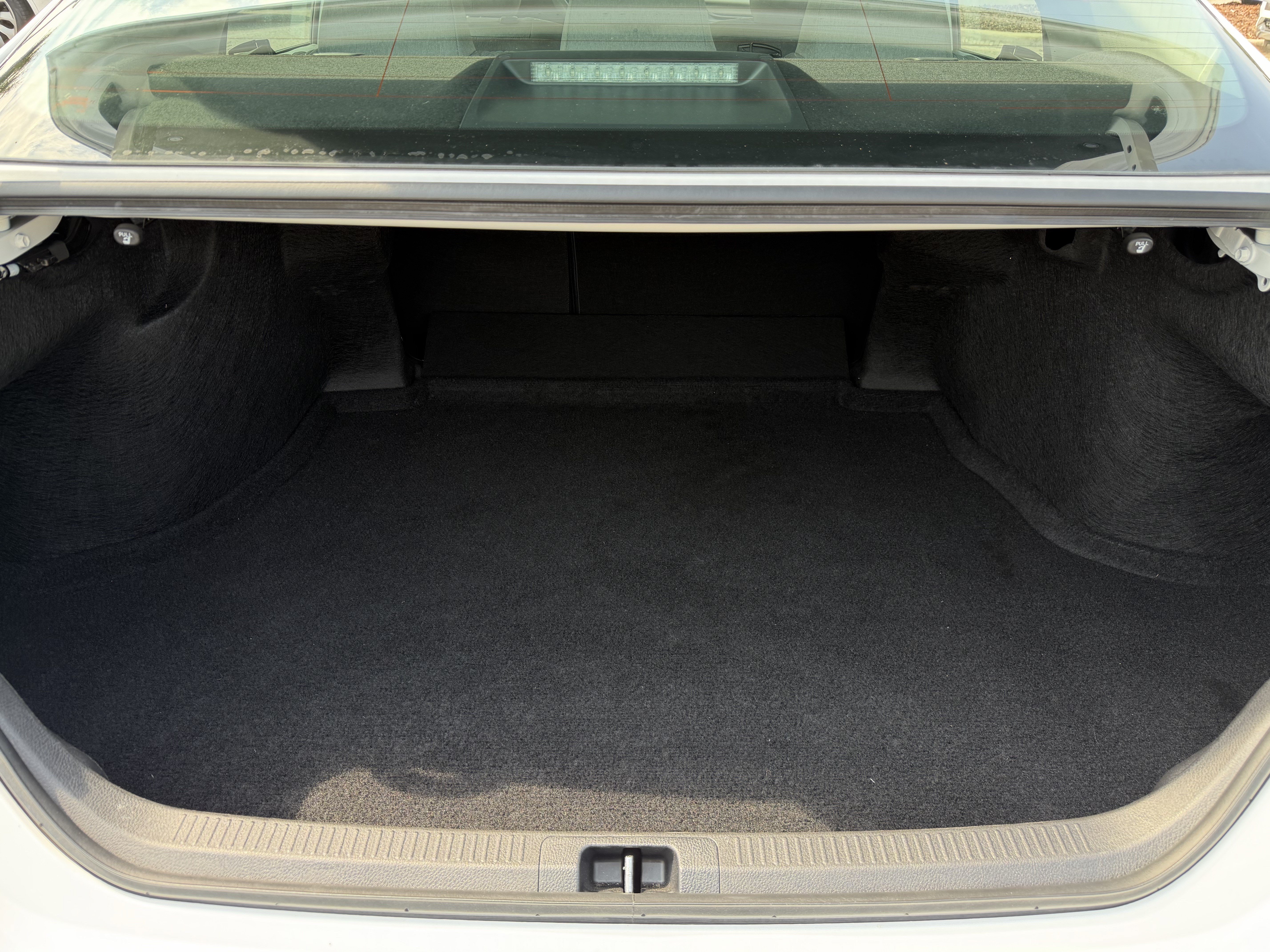 Used 2025 Toyota Camry LE FWD image 32