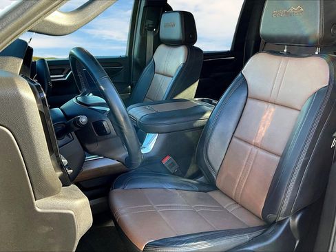 Certified 2024 Chevrolet Silverado 3500 High Country w/ High Country Premium Package image 14