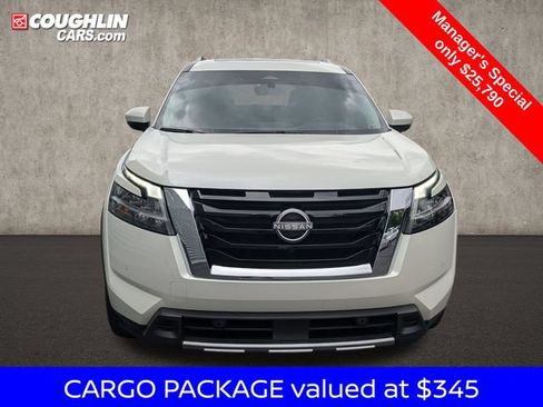 Certified 2023 Nissan Pathfinder SL w/ SL Premium Package AWD/4WD image 2