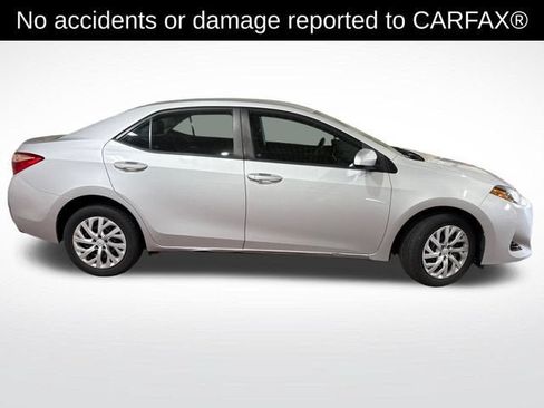 Certified 2018 Toyota Corolla LE FWD image 3