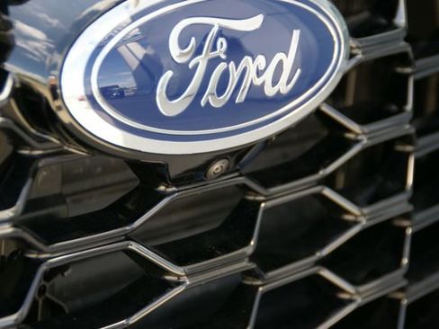 New 2026 Ford Explorer ST AWD/4WD image 9