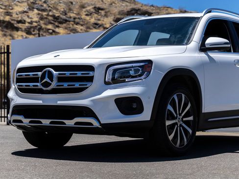 Used 2022 Mercedes-Benz GLB 250 image 6