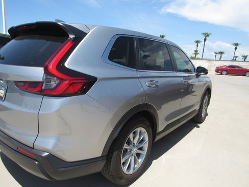 Used 2024 Honda CR-V EX-L image 3